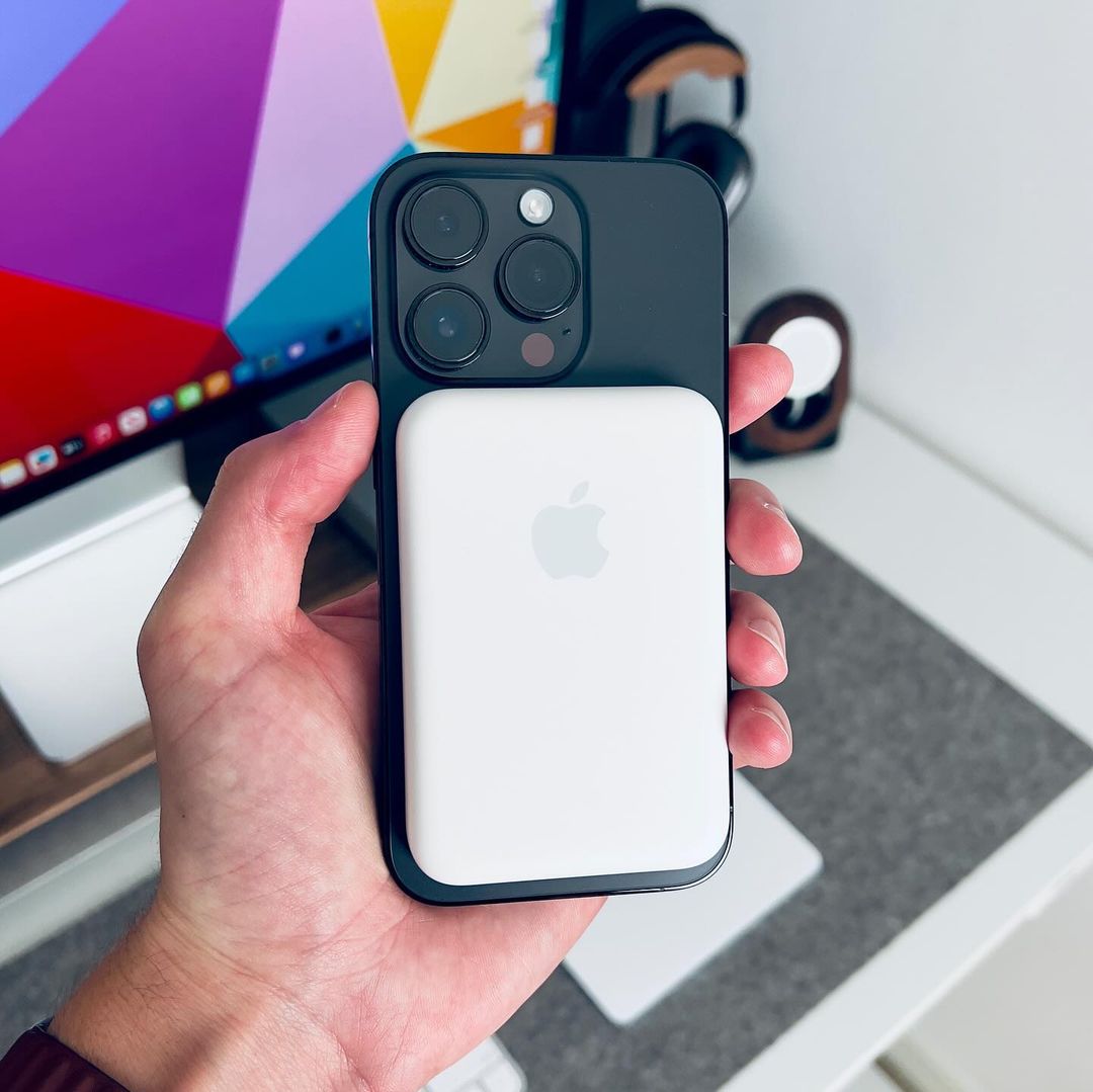 Iphone power bank deals